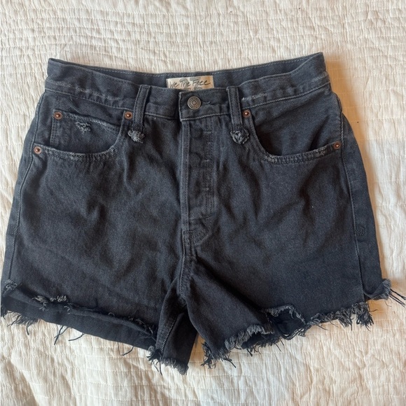 We The Free Black Jean Shorts Distressed Raw-Cut Hem - Picture 5 of 6